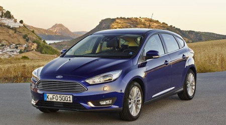 FORD Focus 5 portes 1.5 TDCi 120 Titanium PowerShift