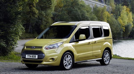 FORD Tourneo Connect 1.5 TD 120 Titanium Powershift