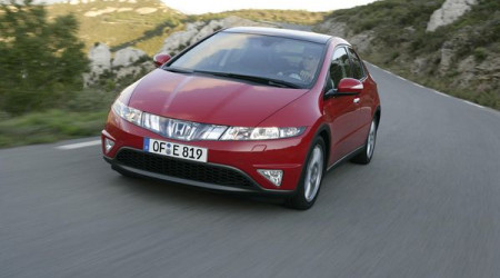 HONDA Civic 1.8i VTEC Sport i-shift