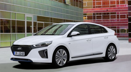 HYUNDAI Ioniq hybrid