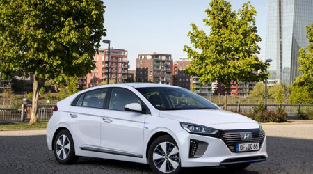 HYUNDAI Ioniq plug-in Executive