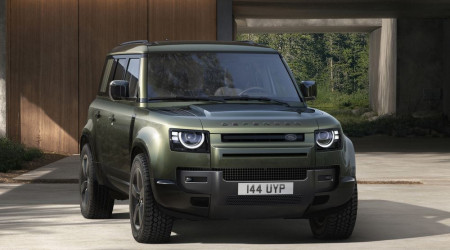 LAND ROVER Defender 110 PHEV X