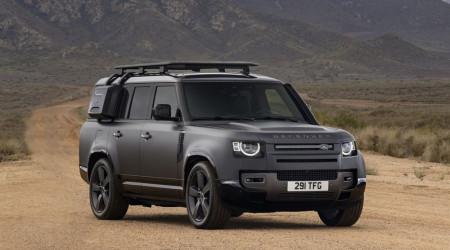 LAND ROVER Defender 130