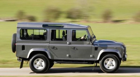 LAND ROVER Defender SW 110 Station Wagon S 7 places