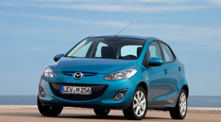 MAZDA 2 5 portes 1.5 MZR 102 Dynamique