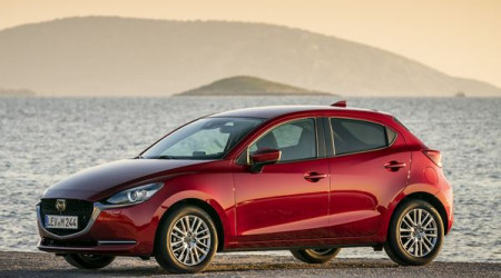 MAZDA 2 1.5 Skyactiv-G 90 BVA Exclusive Edition