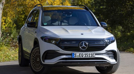 MERCEDES EQB 250 140 kW 66,5 kWh AMG Line