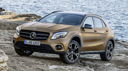 MERCEDES GLA 200 Fascination