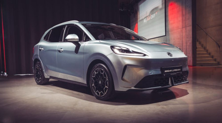 MG MG4 EV Urban