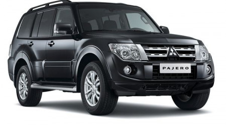 MITSUBISHI Pajero Long 3.2 DI-D 200 30th Anniversary BVA