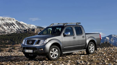 NISSAN Navara Double-Cab 2.5 dCi 190 XE