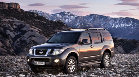 NISSAN Pathfinder 2.5 dCi 190 LE 7 places BVA Fap