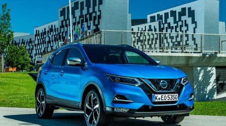 NISSAN Qashqai 1.3 DIG-T 140 N-Connecta