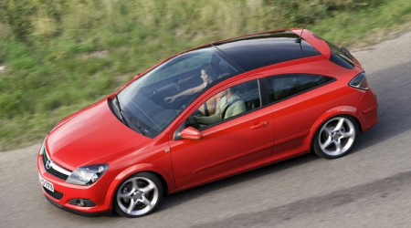 OPEL Astra GTC