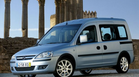 OPEL Combo Tour