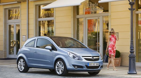 OPEL Corsa 3 portes 1.2 Twinport Cosmo