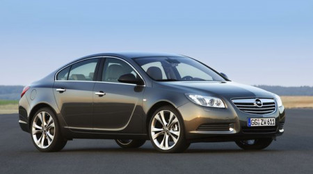 OPEL Insignia 4 portes 2.0 CDTI 130 EcoFLEX Cosmo Fap