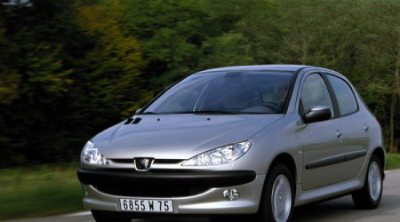 PEUGEOT 206 5 portes 2.0 HDi 90 Roland Garros