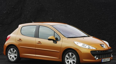 PEUGEOT 207 5 portes 1.6 HDi 90 Executive