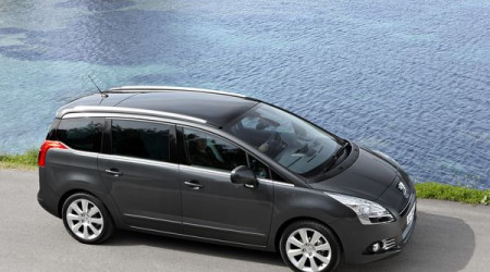 PEUGEOT 5008 7 places 1.6 e-HDi 112 Family BMP Fap