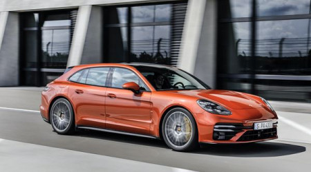 PORSCHE Panamera Sport Turismo 3.0 V6 330 4 PDK