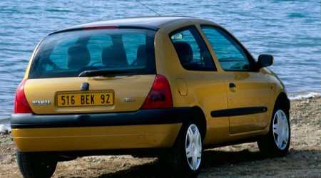 RENAULT Clio 3 portes 1.6 RXT