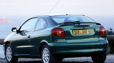 RENAULT Mégane Coupé 1.4 16 V Expression