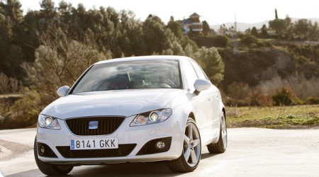 SEAT Exeo 1.8 T Sport Techside