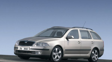 SKODA Octavia Combi 1.6 102 Ambiente