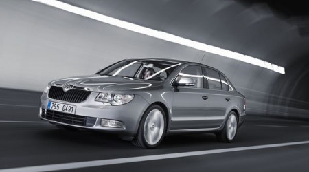 SKODA Superb 1.8 TFSI 160 Elegance DSG