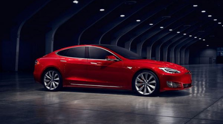 TESLA Model S Long Range All Wheel Drive