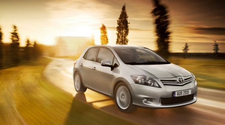 TOYOTA Auris 3 portes 90 D-4D Dynamic Fap