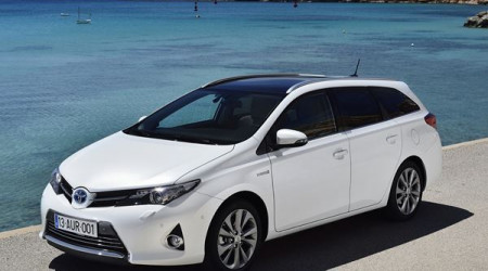 TOYOTA Auris Touring Sports Hybride 136h Style