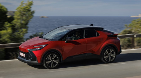 TOYOTA C-HR Hybride 200 GR Sport