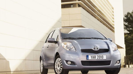 TOYOTA Yaris 3 portes 1.4 90 D-4D Confort Pack