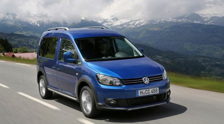 VOLKSWAGEN Cross Caddy