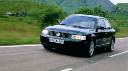 VOLKSWAGEN Passat 1.9 TDi 100