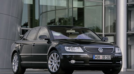 VOLKSWAGEN Phaeton