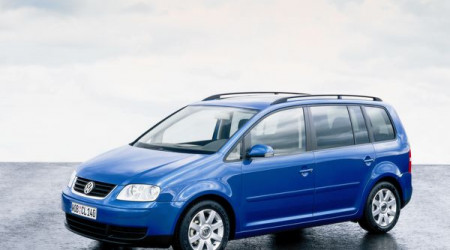 VOLKSWAGEN Touran 5 places