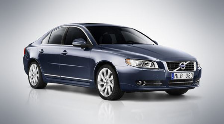 VOLVO S80 T4 180 Summum Powershift