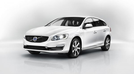 VOLVO V60 Plug-in Hybrid D6 220 + 68 Xénium Geartronic