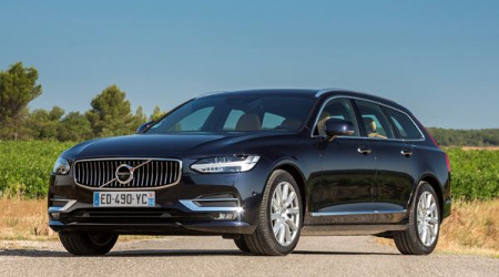 VOLVO V90 T4 190 Geartronic 8 Momentum