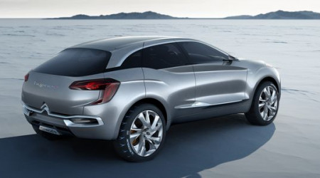 /data/reportages/concept-cars/2008/2008-10-02-Hypnos-le-concept-car-haut-de-gamme-hybride-citroen/Diaporama/Citroen-Hypnos-Concept-Hybride-Copyright-Citroen-1.jpg