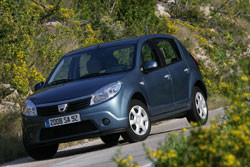 /data/reportages/environnement/2010/2010-03-16-La-dacia-sandero-se-met-au-bioethanol/Dacia-Sandero.jpg