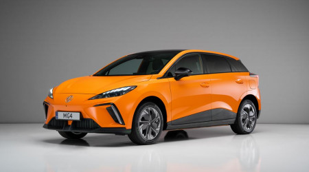 /data/reportages/nouveautes/2022/2022-09-14-La-berline-compacte-mg4-electric-demarre-a-moins-de-30000-euros/01 MG 4 Electric 2022 Exterieur 34 Avant.jpg