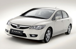/data/reportages/salon/2008/2008-09-29-Honda-presente-la-honda-civic-hybrid-legerement-restylee/Honda-Civic-Hybride.jpg
