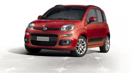 /data/reportages/salon/2011/2011-08-30-Premiere-mondiale-a-francfort-pour-la-nouvelle-fiat-panda/Diaporama/Fiat-Panda-Mini citadine-Berline-Copyright-Fiat-1.jpg