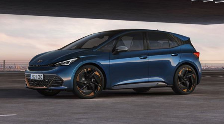 /data/reportages/salon/2021/2021-05-25-La-cupra-born-electrique-entend-faire-rimer-electrification-et-performance-contemporaine/Diaporama/Cupra-Born-Tout-terrain-Compact-Copyright-Cupra-01.jpg