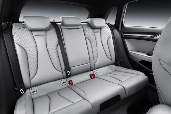 AUDI A3 Sportback e-tron 40 e-tron 204 Design Luxe S Tronic