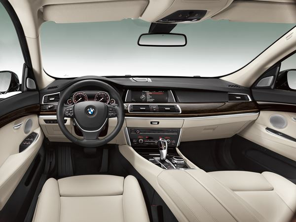 BMW Série 5 Gran Turismo 520d Lounge Plus BVA8
